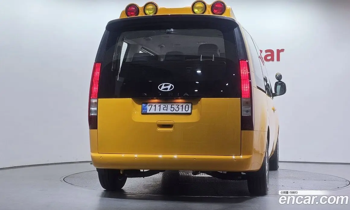 Hyundai Staria 2026 1.6 автомат (гидро), фото 4