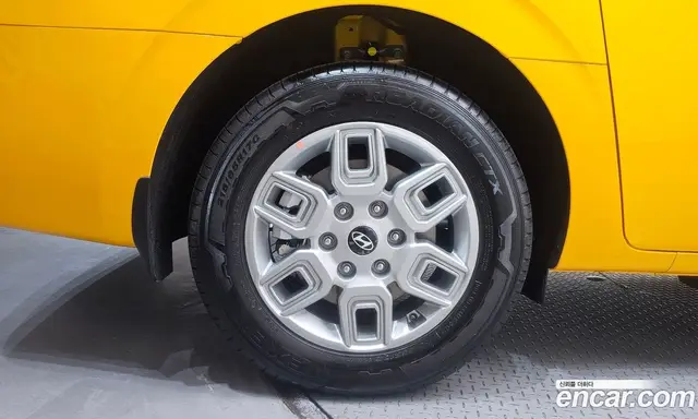 Hyundai Staria 2026 1.6 автомат (гидро), миниатюра 5