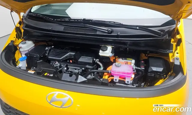 Hyundai Staria 2026 1.6 автомат (гидро), миниатюра 6