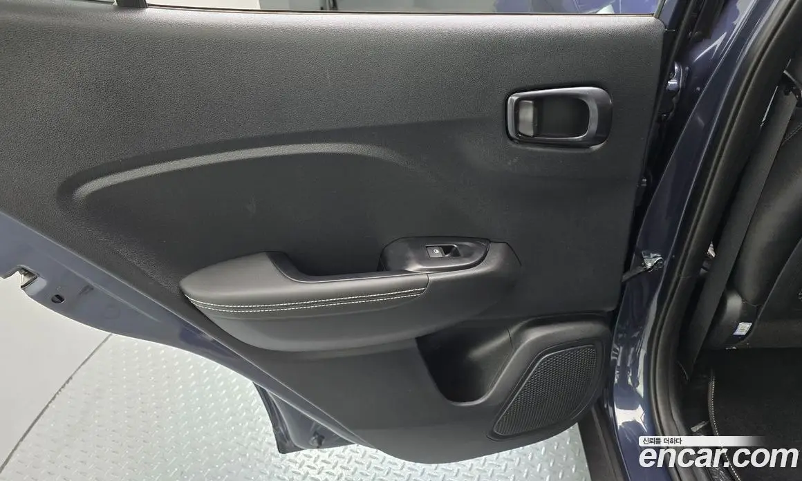 Hyundai Venue 2020 1.6 автомат (гидро), фото 15