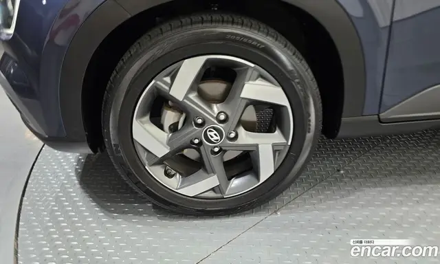 Hyundai Venue 2020 1.6 автомат (гидро), миниатюра 5