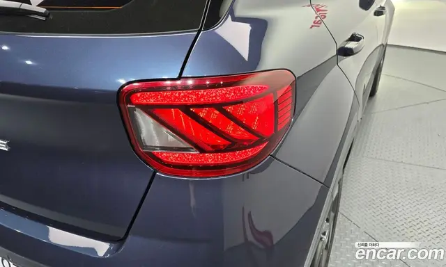 Hyundai Venue 2020 1.6 автомат (гидро), миниатюра 9