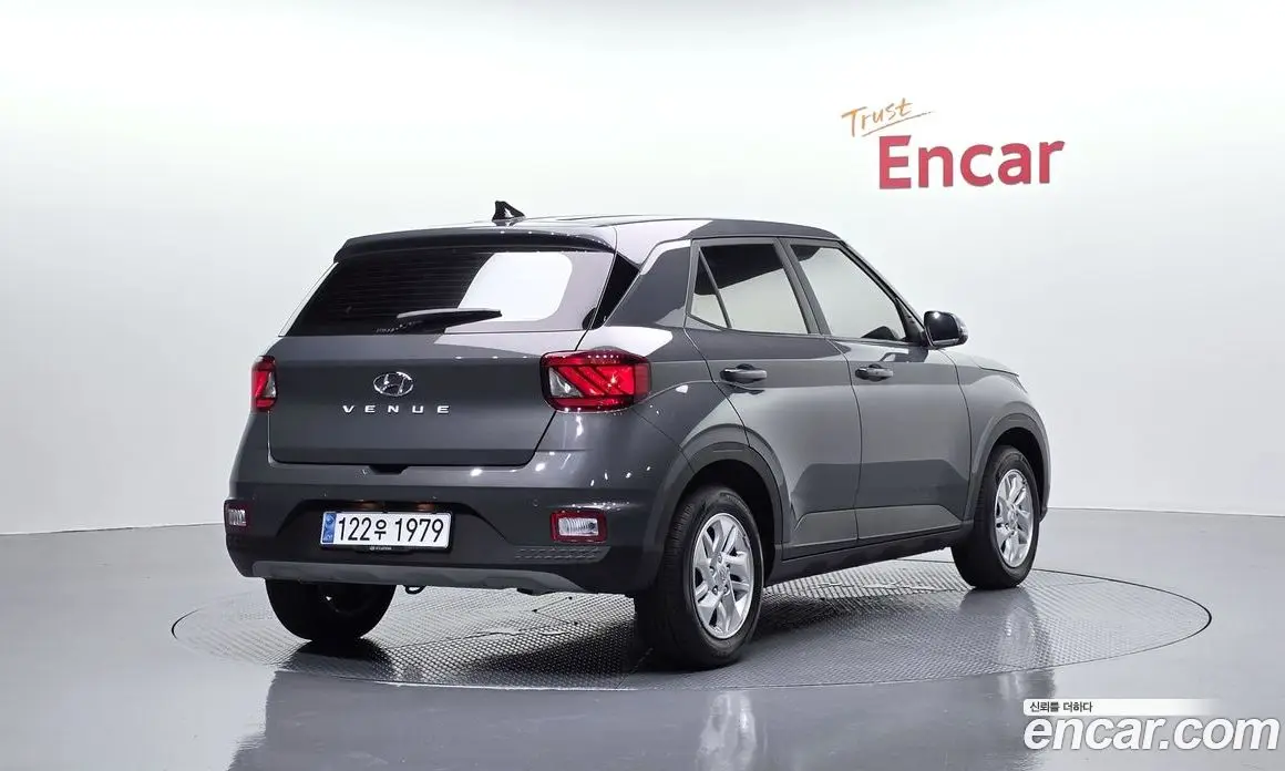Hyundai Venue 2023 1.6 автомат (гидро), фото 1 Hyundai Venue 2023 1.6 автомат (гидро), фото 1