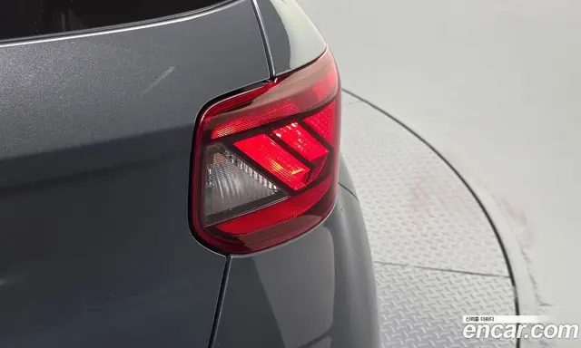 Hyundai Venue 2023 1.6 автомат (гидро), миниатюра 8 Hyundai Venue 2023 1.6 автомат (гидро), миниатюра 8
