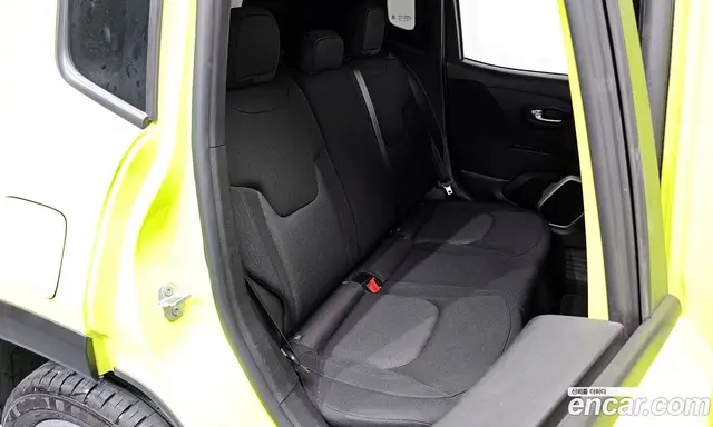 Jeep Renegade 2018 2.4 автомат (гидро), миниатюра 12
