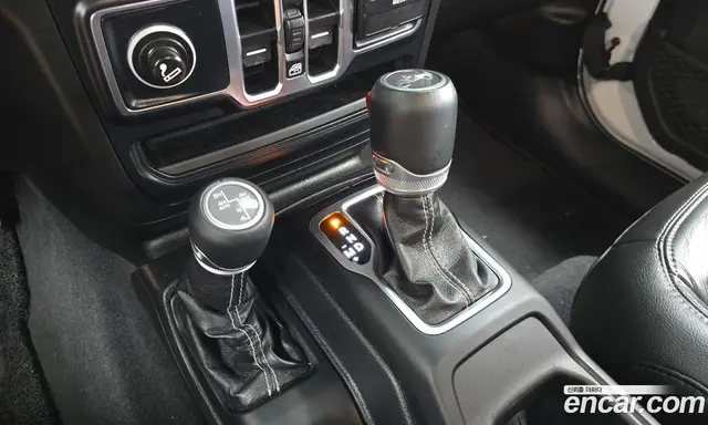Jeep Wrangler 2019 2.0 автомат (гидро), миниатюра 12