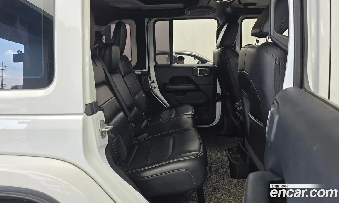 Jeep Wrangler 2019 2.0 автомат (гидро), фото 17 Jeep Wrangler 2019 2.0 автомат (гидро), фото 17