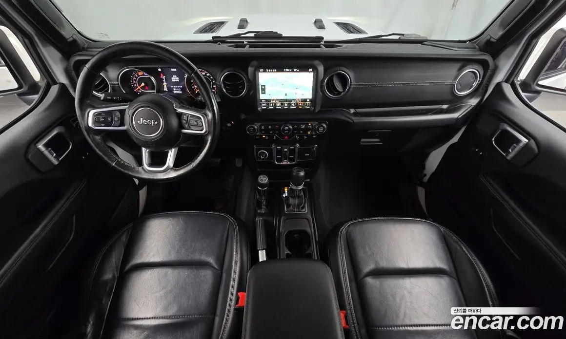 Jeep Wrangler 2019 2.0 автомат (гидро), фото 10 Jeep Wrangler 2019 2.0 автомат (гидро), фото 10