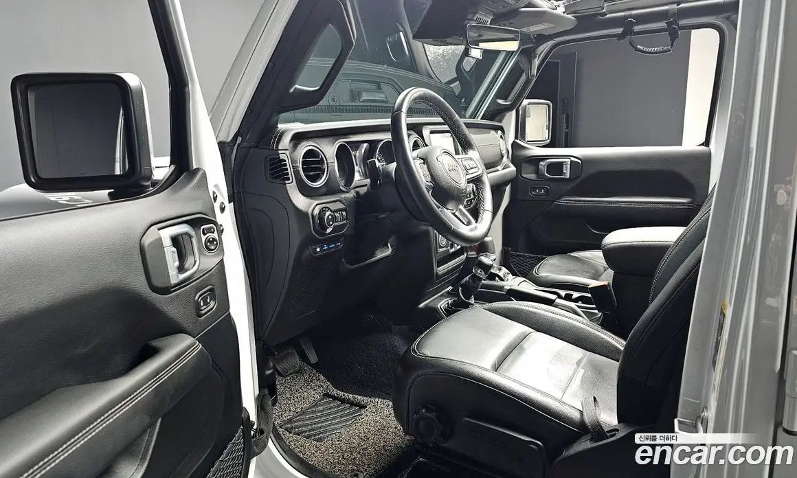 Jeep Wrangler 2021 2.0 автомат (гидро), фото 13