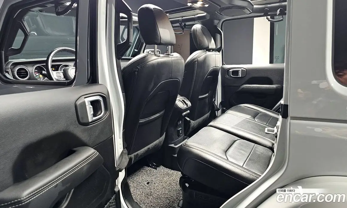 Jeep Wrangler 2021 2.0 автомат (гидро), фото 16