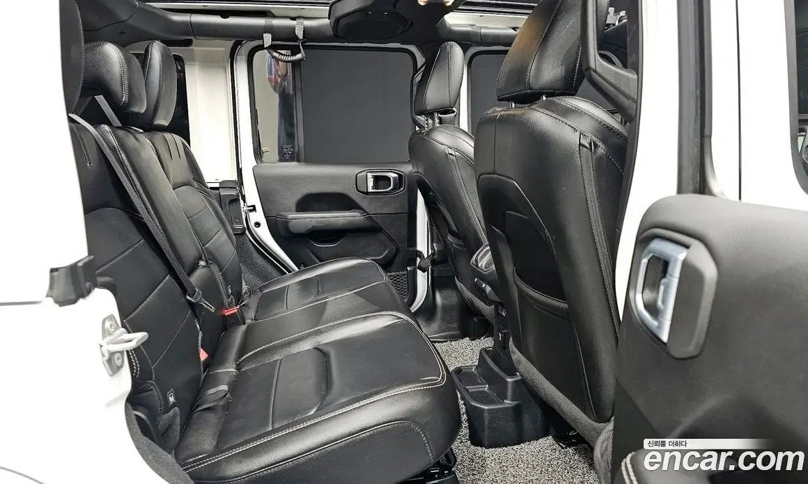 Jeep Wrangler 2021 2.0 автомат (гидро), фото 18