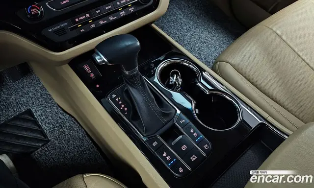 Kia Carnival 2018 3.3 автомат (гидро), миниатюра 12