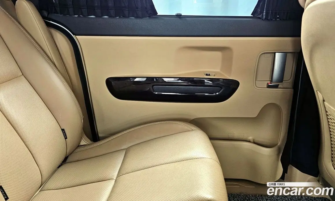 Kia Carnival 2018 3.3 автомат (гидро), фото 15