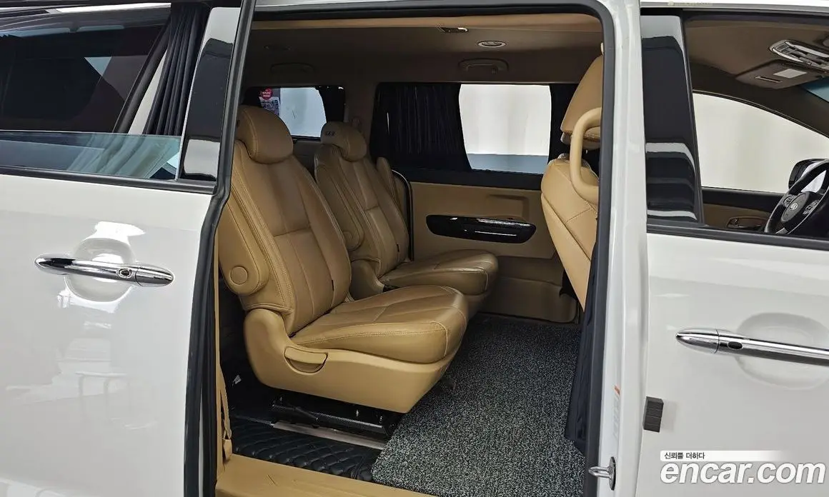 Kia Carnival 2018 3.3 автомат (гидро), фото 18