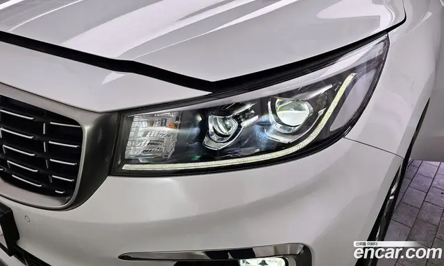 Kia Carnival 2018 3.3 автомат (гидро), миниатюра 8