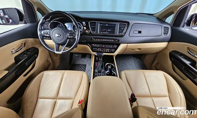 Kia Carnival 2018 3.3 автомат (гидро), миниатюра 10