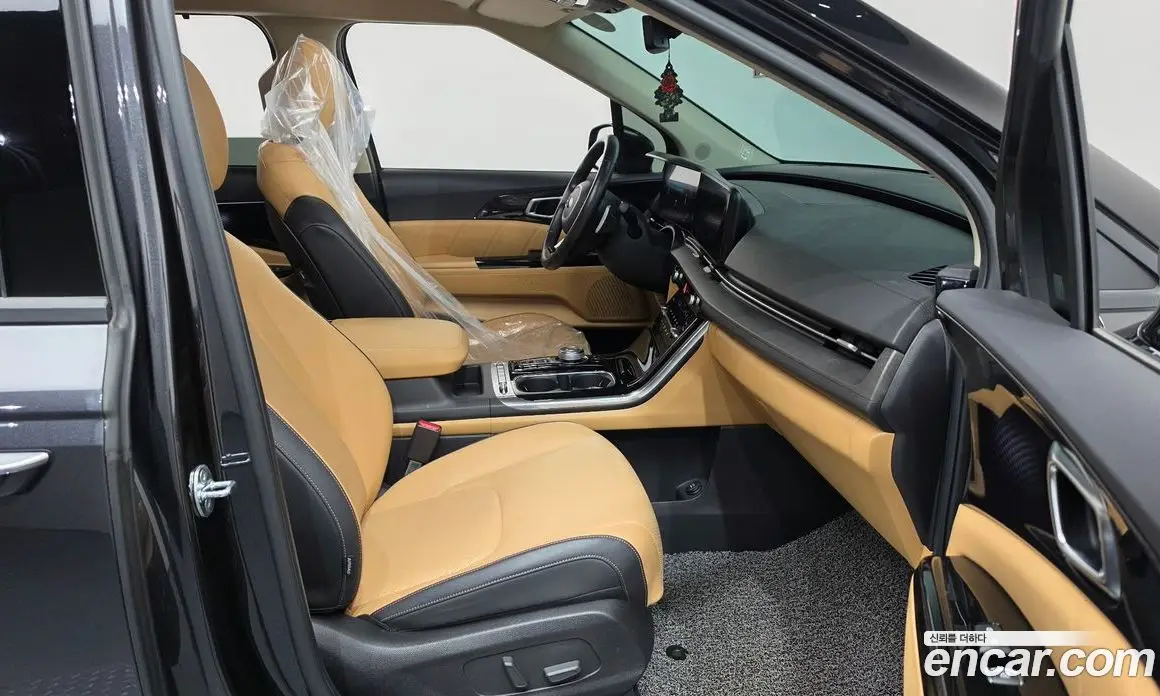 Kia Carnival 2021 2.2 автомат (гидро), фото 16 Kia Carnival 2021 2.2 автомат (гидро), фото 16