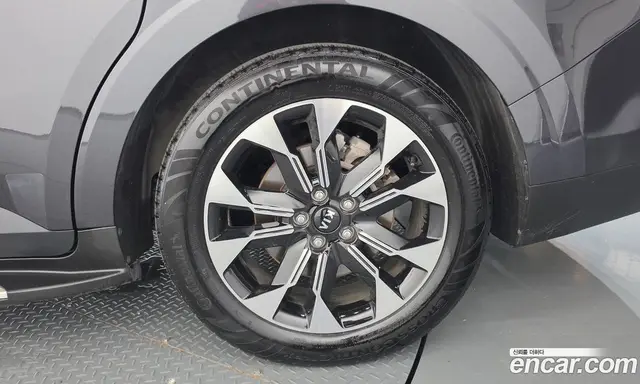 Kia Carnival 2021 2.2 автомат (гидро), миниатюра 7 Kia Carnival 2021 2.2 автомат (гидро), миниатюра 7