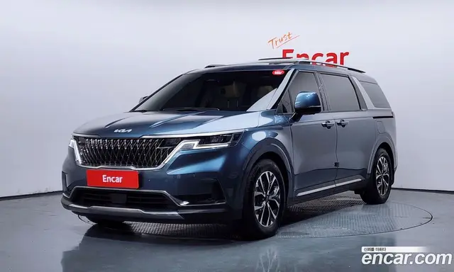 Kia Carnival, 2023, 35 140 км
