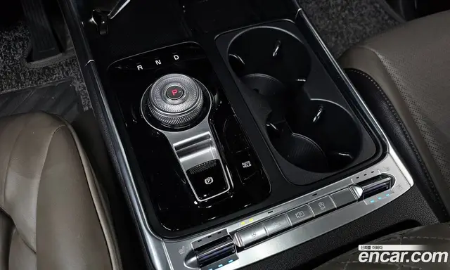 Kia Carnival 2024 2.2 автомат (гидро), миниатюра 12