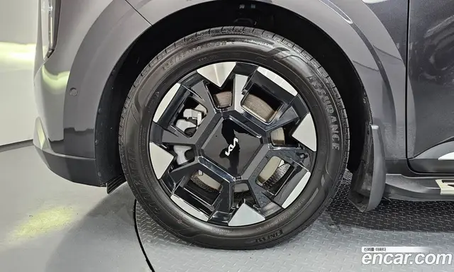 Kia Carnival 2024 2.2 автомат (гидро), миниатюра 5 Kia Carnival 2024 2.2 автомат (гидро), миниатюра 5
