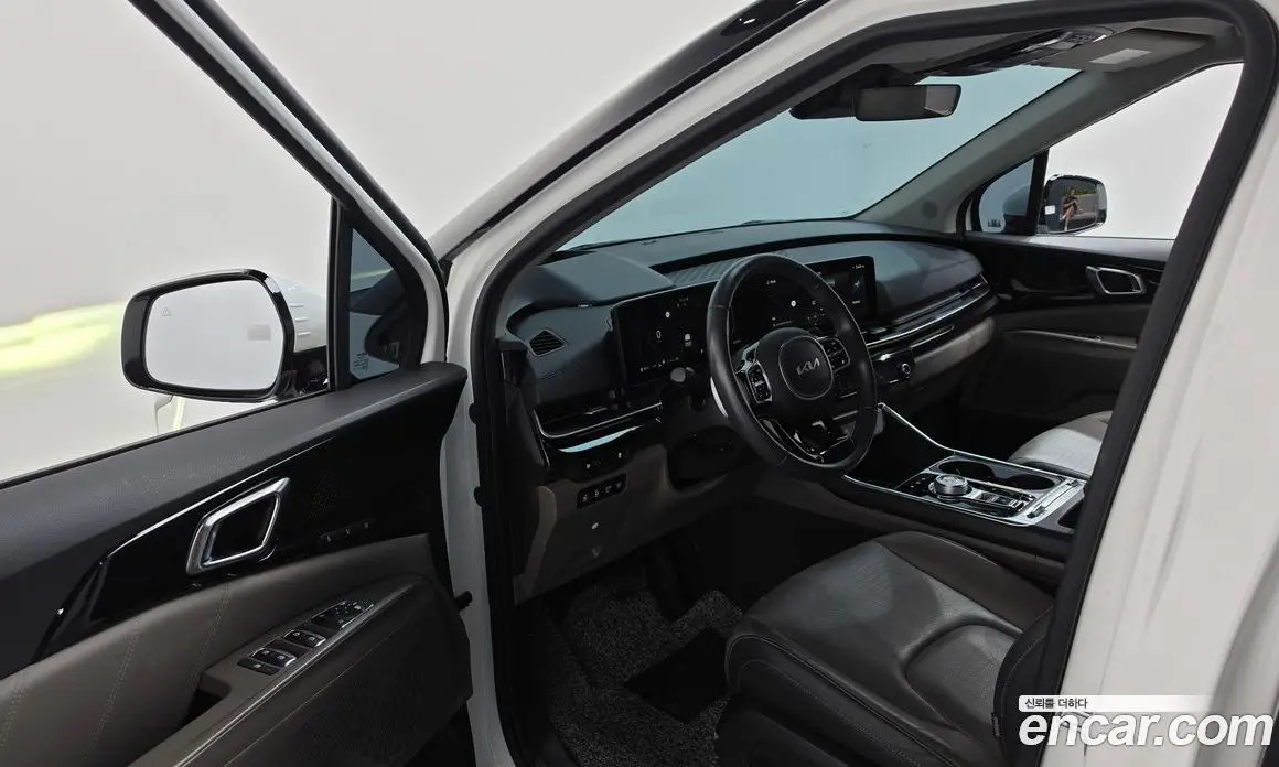 Kia Carnival 2024 1.6 автомат (гидро), фото 13 Kia Carnival 2024 1.6 автомат (гидро), фото 13