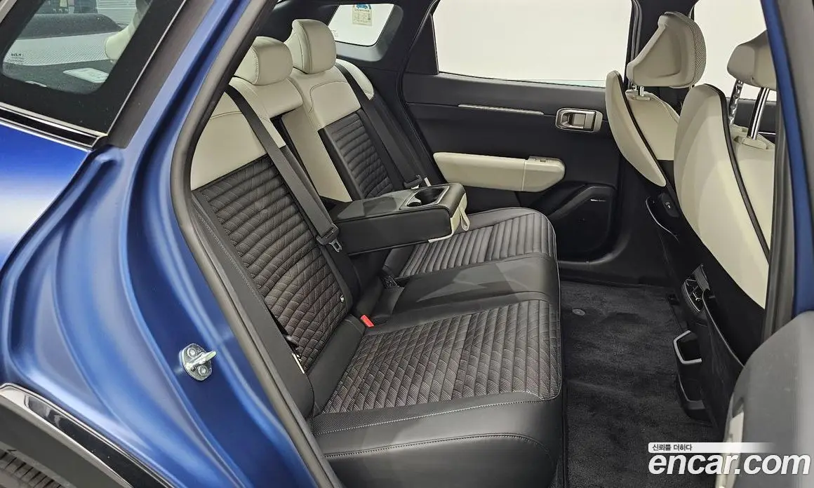 Kia EV4 2025 0.2 автомат (гидро), фото 17 Kia EV4 2025 0.2 автомат (гидро), фото 17