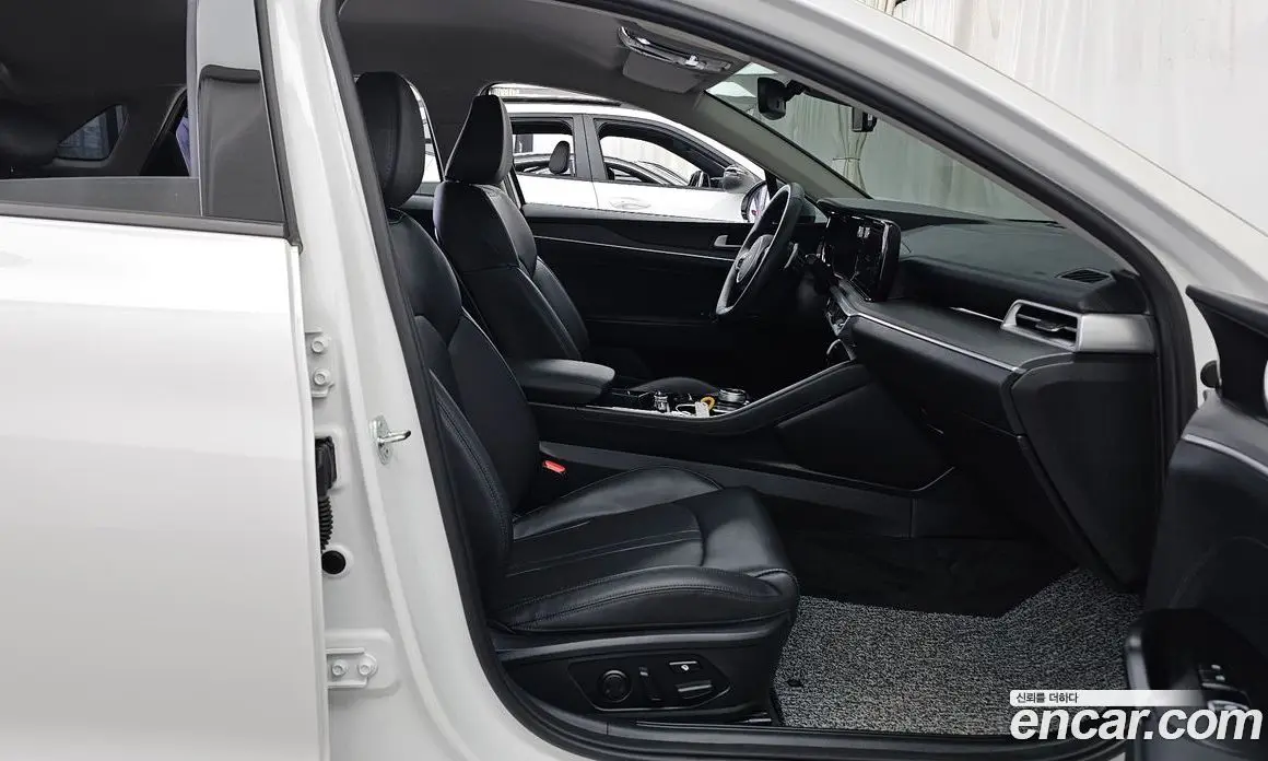 Kia K5 (Optima) 2023 1.6 автомат (гидро), фото 17