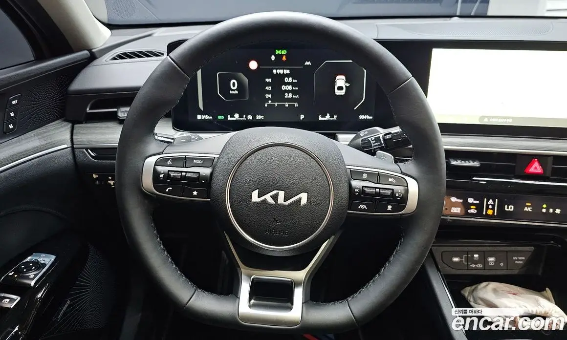 Kia K5 (Optima) 2025 1.6 автомат (гидро), фото 18 Kia K5 (Optima) 2025 1.6 автомат (гидро), фото 18