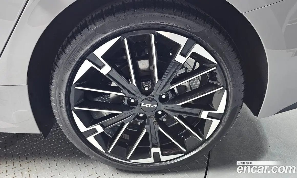 Kia K5 (Optima) 2025 1.6 автомат (гидро), фото 7 Kia K5 (Optima) 2025 1.6 автомат (гидро), фото 7