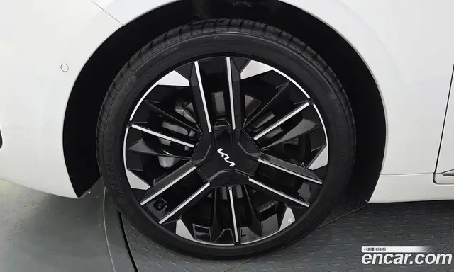 Kia K8 2025 2.5 автомат (гидро), миниатюра 5 Kia K8 2025 2.5 автомат (гидро), миниатюра 5