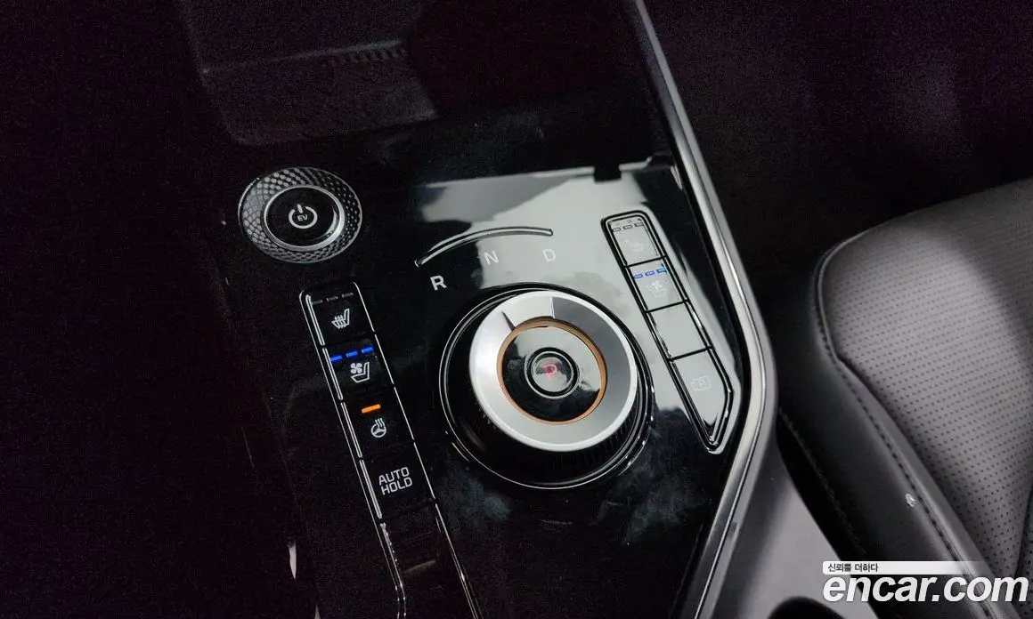 Kia Niro 2022 0.2 автомат (гидро), фото 12 Kia Niro 2022 0.2 автомат (гидро), фото 12