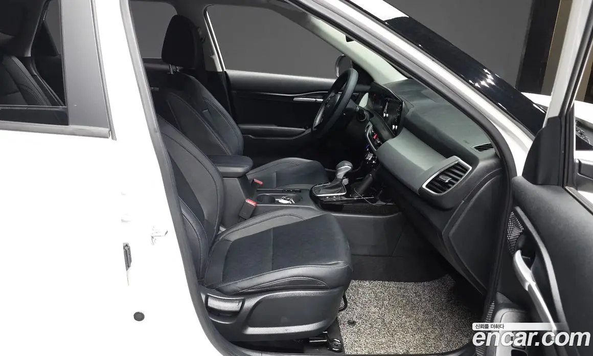 Kia Seltos 2023 1.6 автомат (гидро), фото 17 Kia Seltos 2023 1.6 автомат (гидро), фото 17