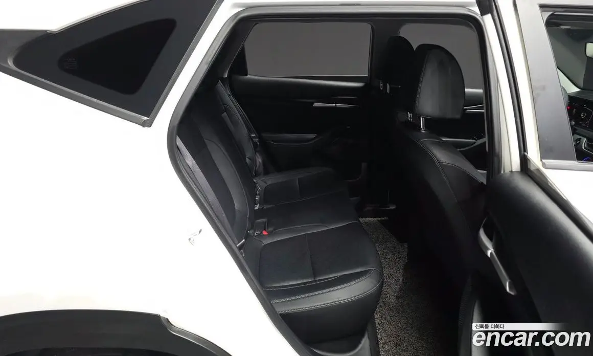 Kia Seltos 2023 1.6 автомат (гидро), фото 18 Kia Seltos 2023 1.6 автомат (гидро), фото 18