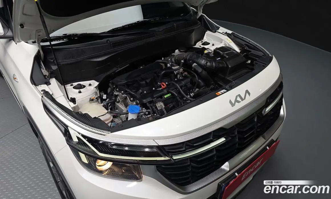 Kia Seltos 2023 1.6 автомат (гидро), фото 6 Kia Seltos 2023 1.6 автомат (гидро), фото 6