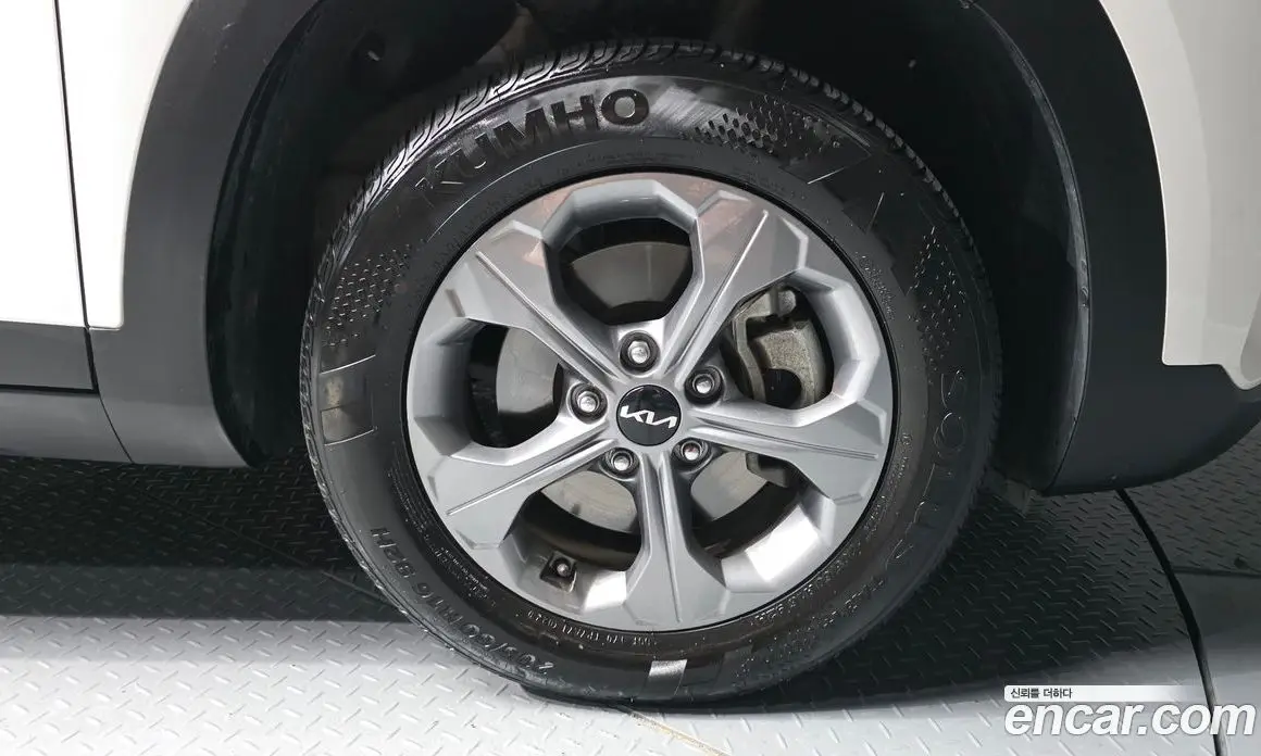 Kia Seltos 2023 1.6 автомат (гидро), фото 7 Kia Seltos 2023 1.6 автомат (гидро), фото 7