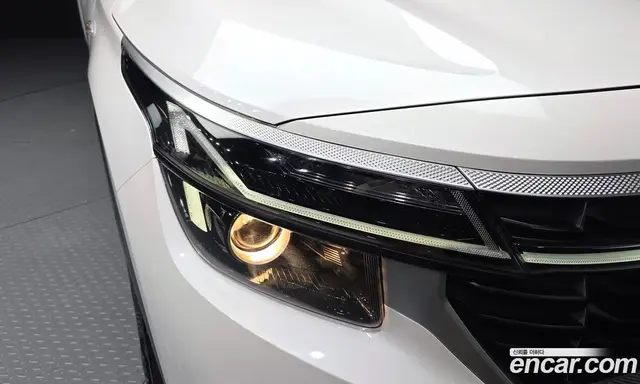 Kia Seltos 2023 1.6 автомат (гидро), миниатюра 8 Kia Seltos 2023 1.6 автомат (гидро), миниатюра 8