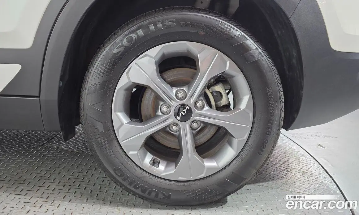 Kia Seltos 2023 1.6 автомат (гидро), фото 5 Kia Seltos 2023 1.6 автомат (гидро), фото 5