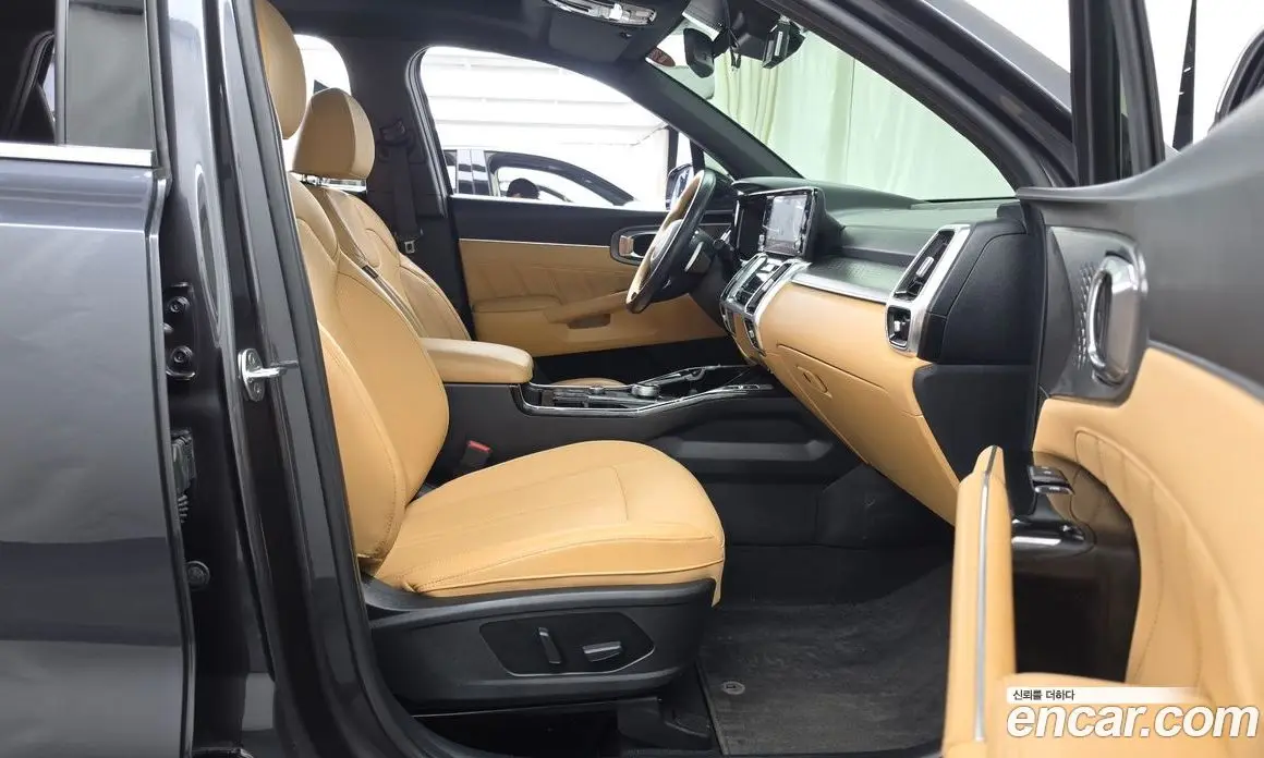 Kia Sorento 2022 2.2 автомат (гидро), фото 17 Kia Sorento 2022 2.2 автомат (гидро), фото 17