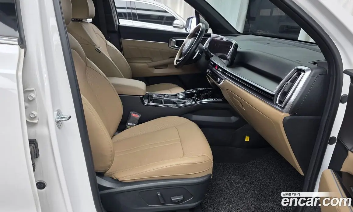 Kia Sorento 2024 2.2 автомат (гидро), фото 15 Kia Sorento 2024 2.2 автомат (гидро), фото 15