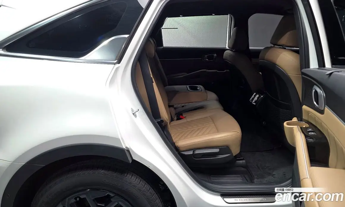Kia Sorento 2024 1.6 автомат (гидро), фото 17