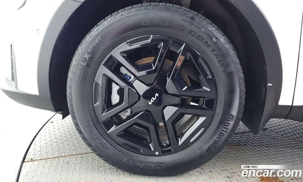 Kia Sorento 2024 1.6 автомат (гидро), фото 5 Kia Sorento 2024 1.6 автомат (гидро), фото 5