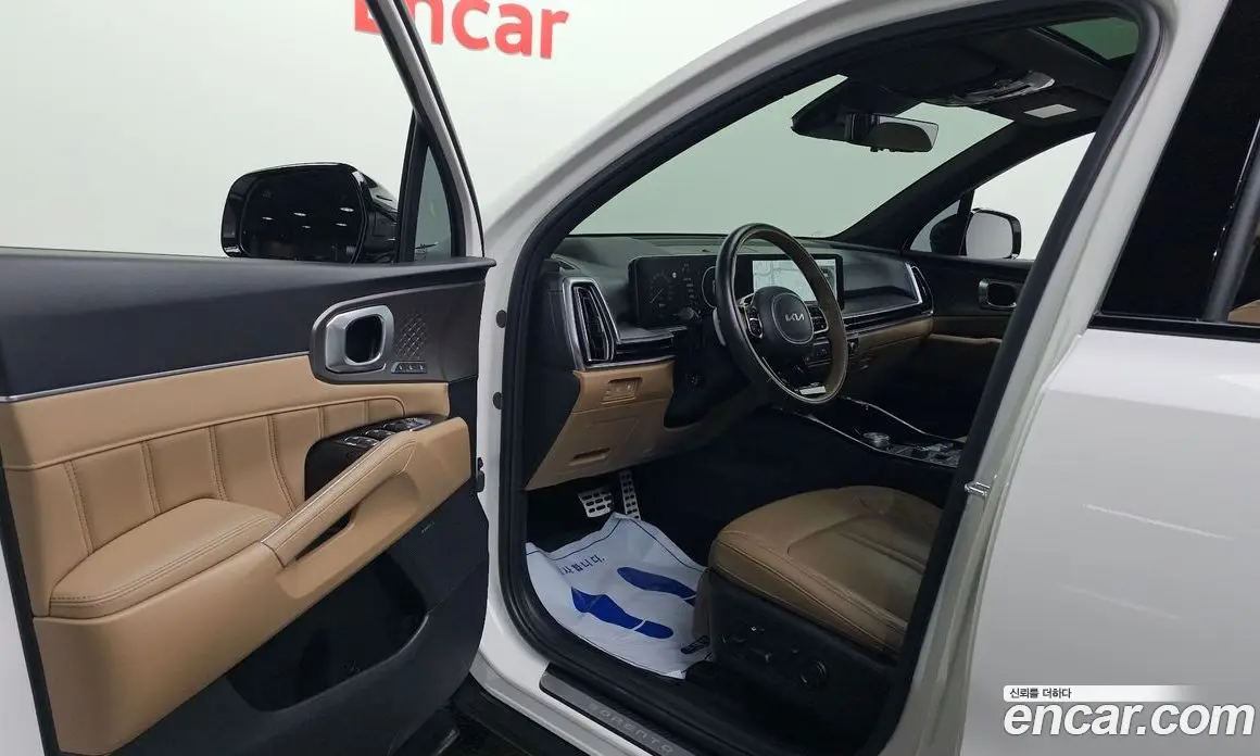 Kia Sorento 2024 1.6 автомат (гидро), фото 10 Kia Sorento 2024 1.6 автомат (гидро), фото 10