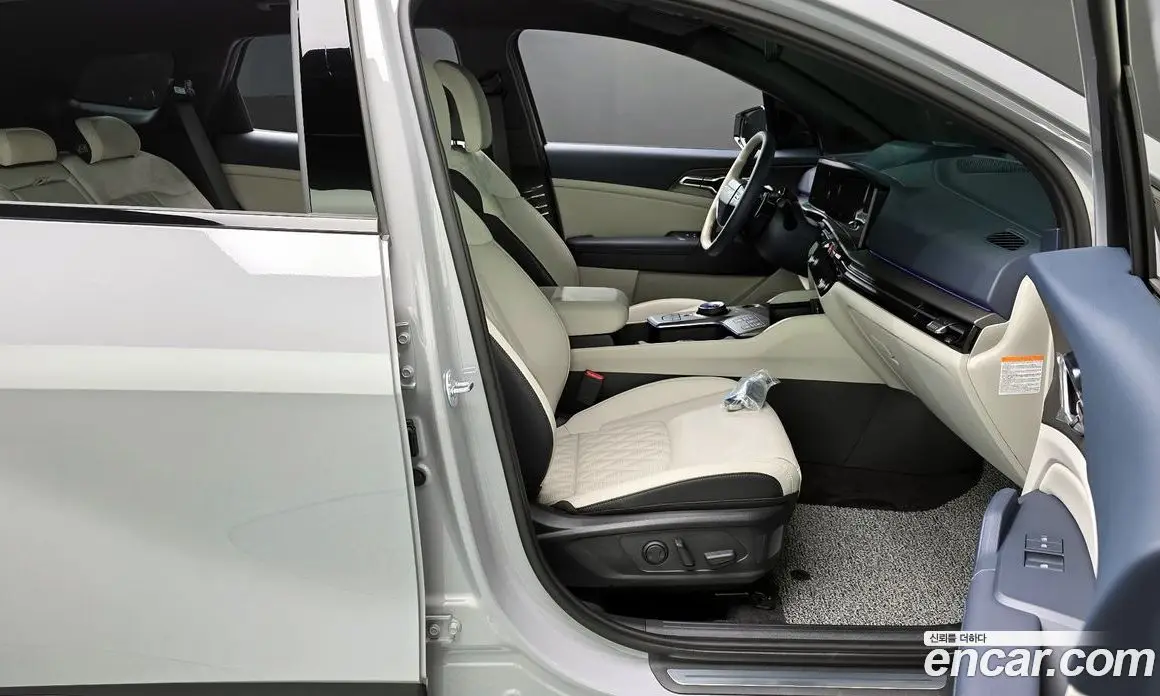 Kia Sportage 2025 1.6 автомат (гидро), фото 16 Kia Sportage 2025 1.6 автомат (гидро), фото 16