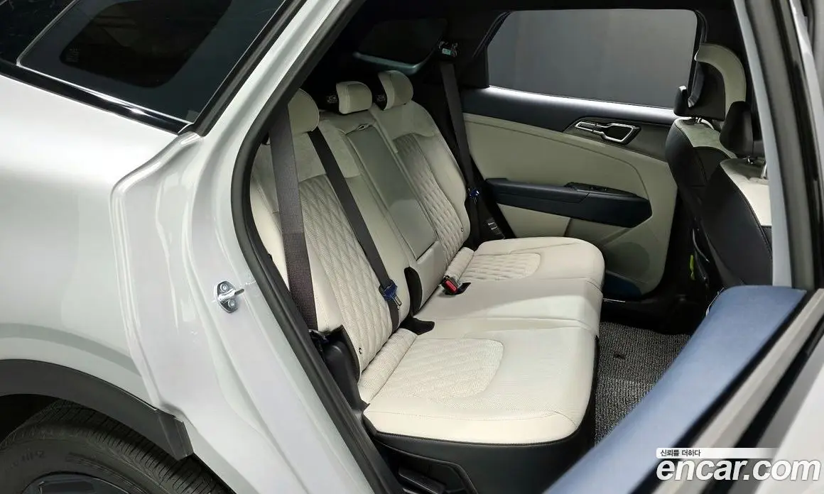 Kia Sportage 2025 1.6 автомат (гидро), фото 17 Kia Sportage 2025 1.6 автомат (гидро), фото 17