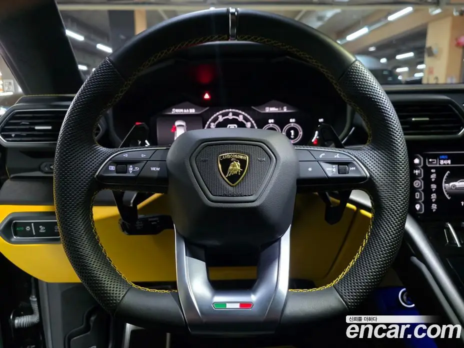 Lamborghini Urus 2024 4.0 автомат (гидро), фото 12