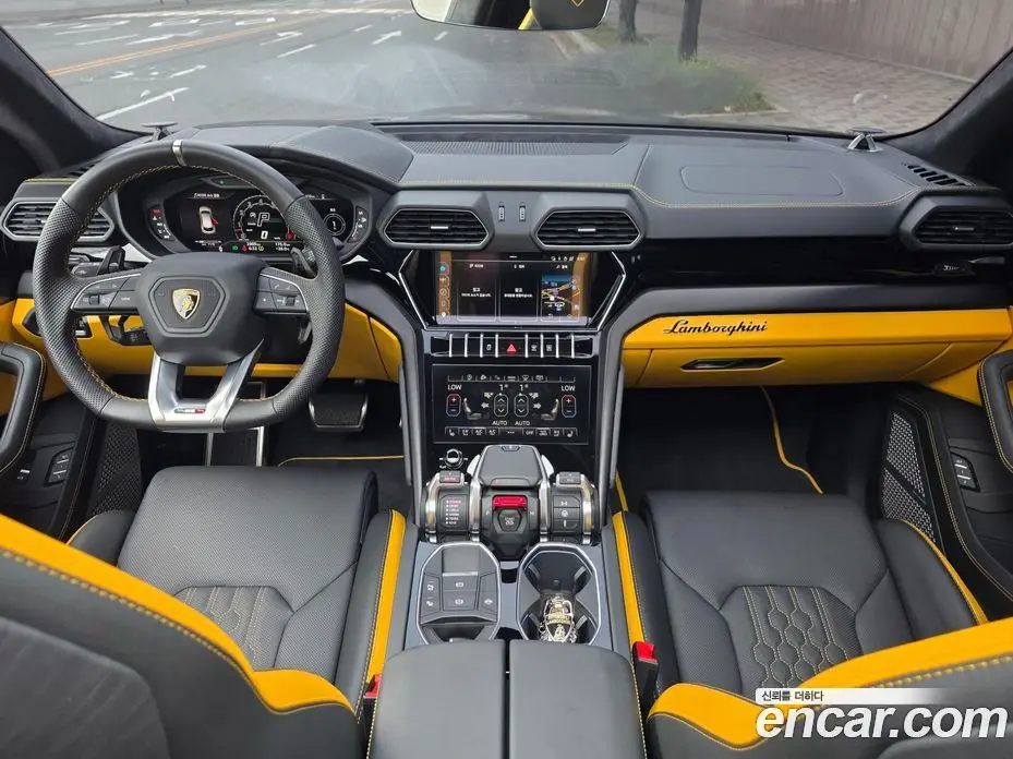 Lamborghini Urus 2024 4.0 автомат (гидро), фото 9