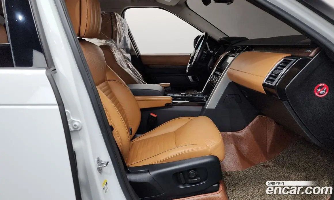 Land Rover Discovery 2018 3.0 автомат (гидро), фото 16 Land Rover Discovery 2018 3.0 автомат (гидро), фото 16