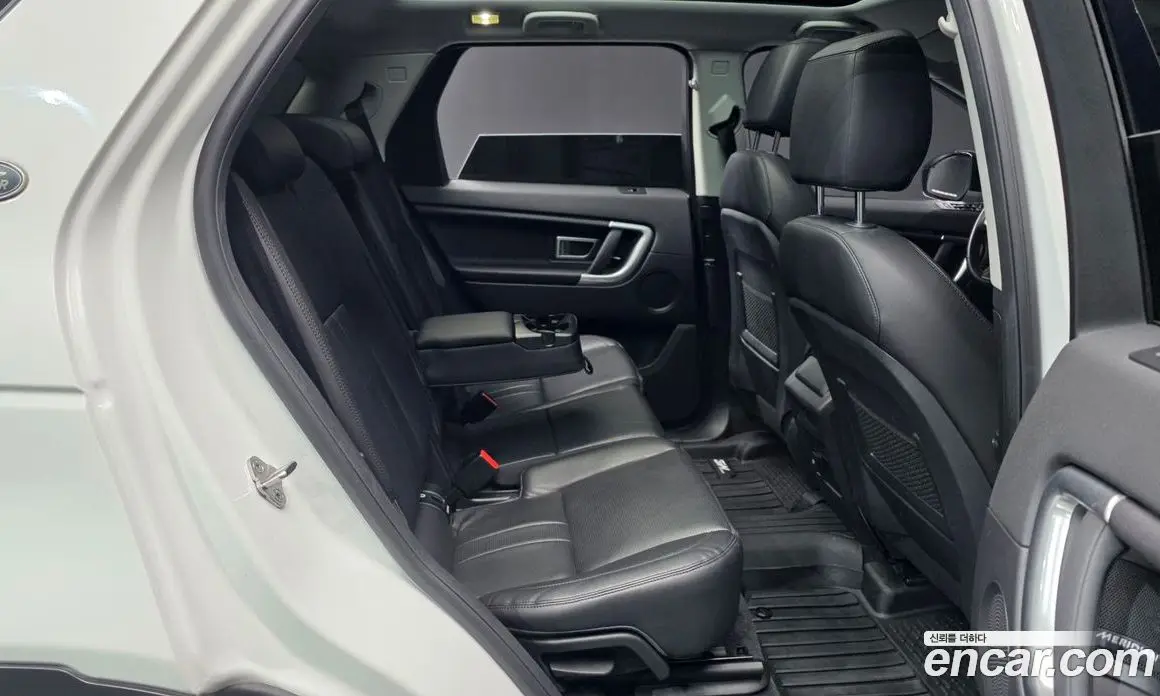 Land Rover Discovery Sport 2019 2.0 автомат (гидро), фото 18 Land Rover Discovery Sport 2019 2.0 автомат (гидро), фото 18