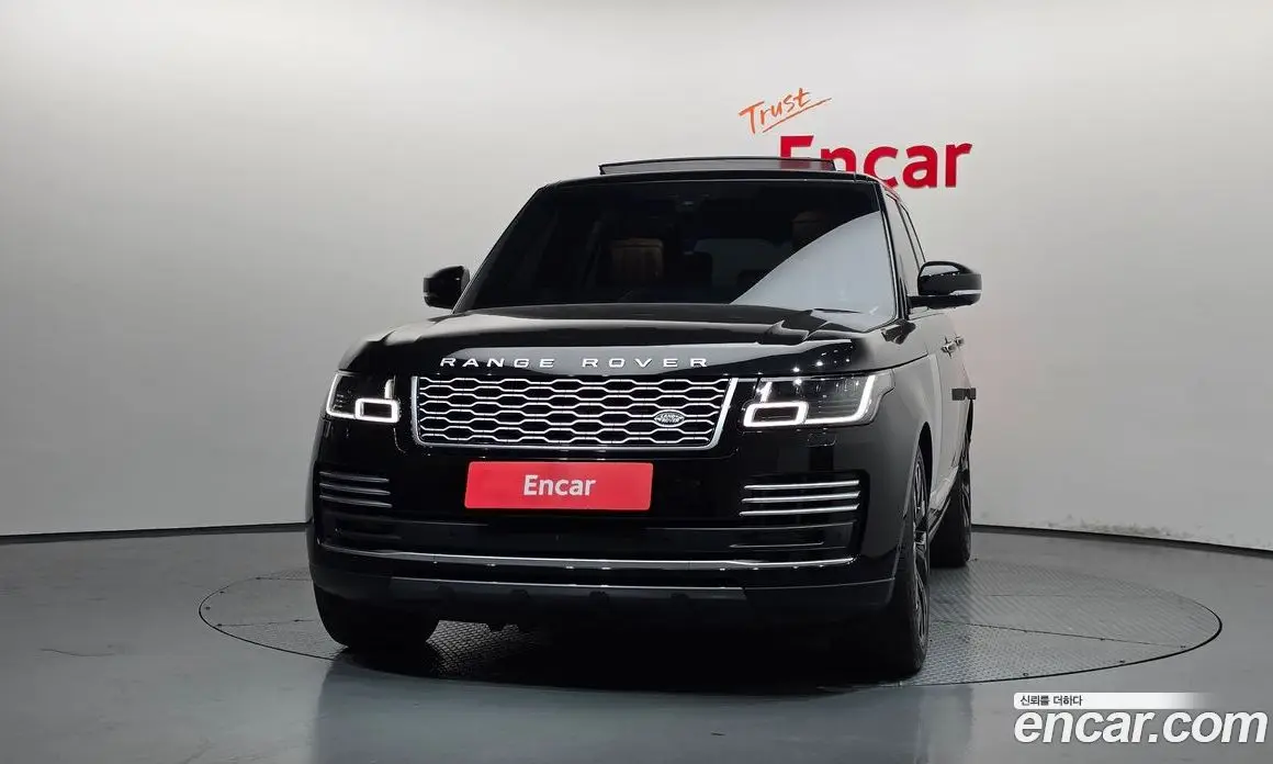Land Rover Range Rover 2020 4.4 автомат (гидро), фото 3